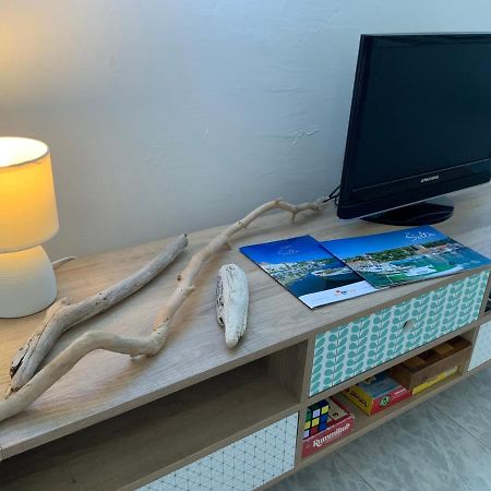 Solenta - Sunny & Bright Apartment Near Beach W Self Checkin Nečujam Exteriér fotografie