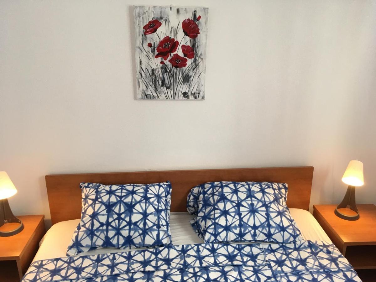 Solenta - Sunny & Bright Apartment Near Beach W Self Checkin Nečujam Exteriér fotografie